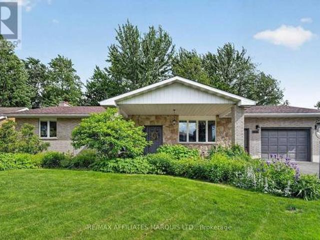 House for sale in Cornwall, Ontario