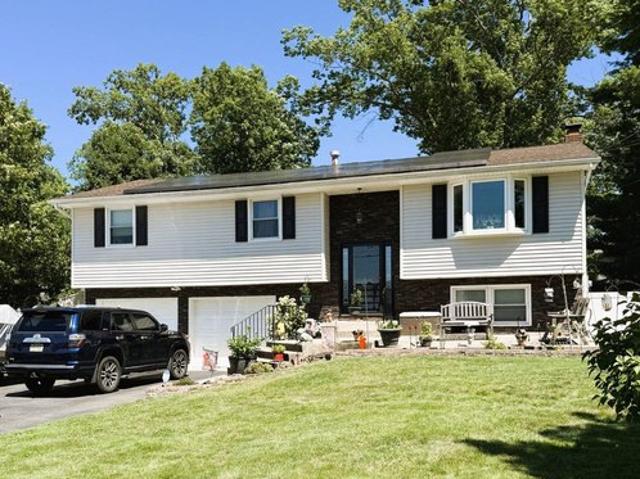 House for sale in Vineland, New Jersey