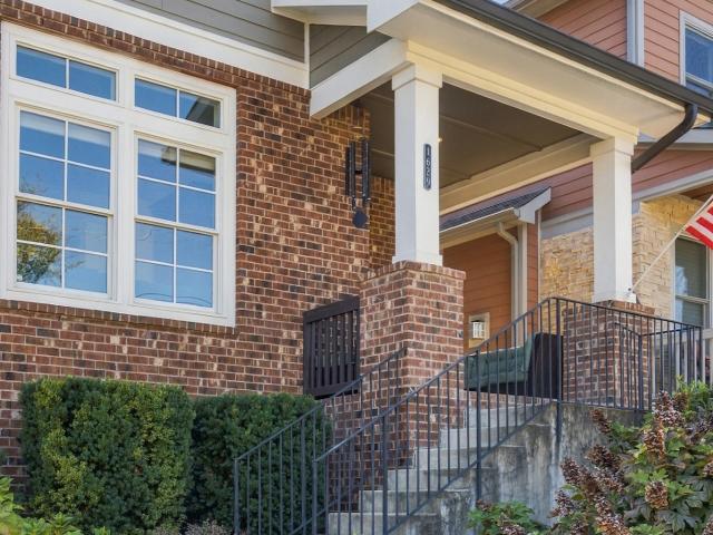 House for sale in Green Hills, Nashville