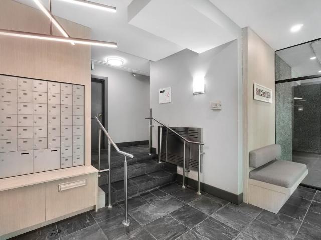 Apartment for rent in Lower Robson, Vancouver