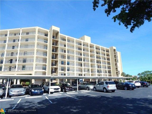 Condo for sale in Deerfield Beach, Florida