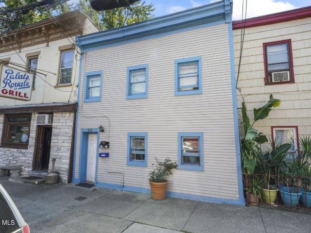 House for sale in Albany, New York