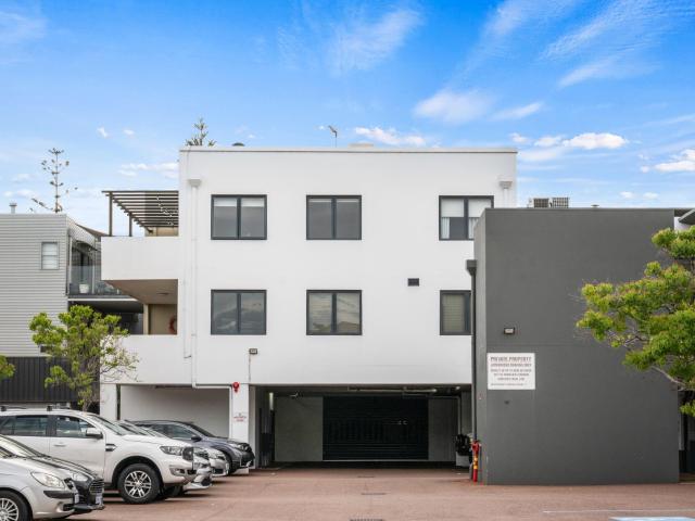 Apartment for sale in North Fremantle, Western Australia
