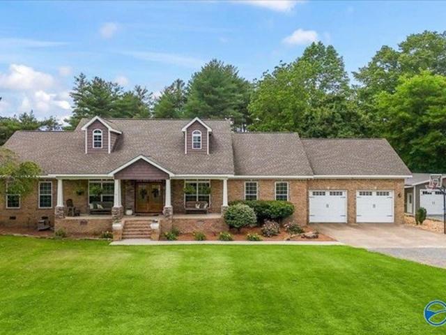 House for sale in Albertville, Alabama
