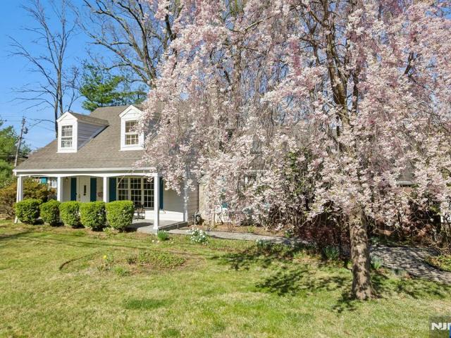House for sale in Alpine, New Jersey