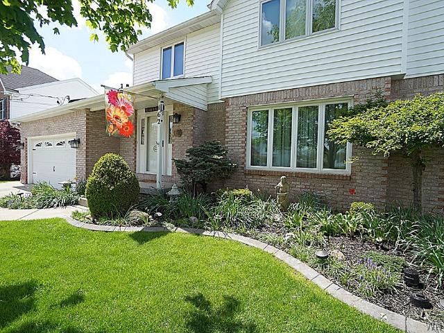 House for sale in West Seneca, New York
