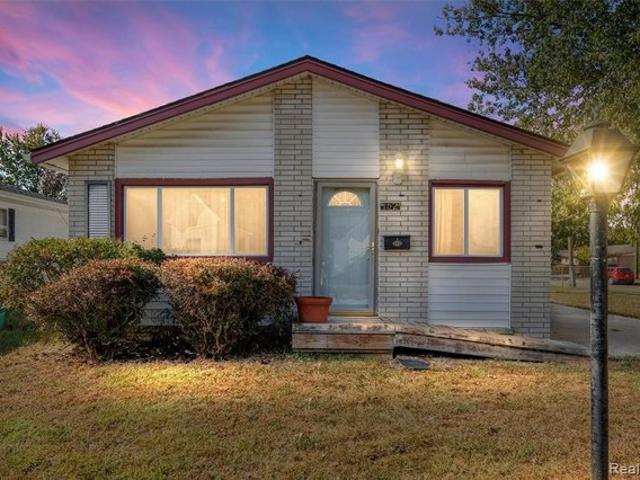 House for sale in Mount Clemens, Michigan