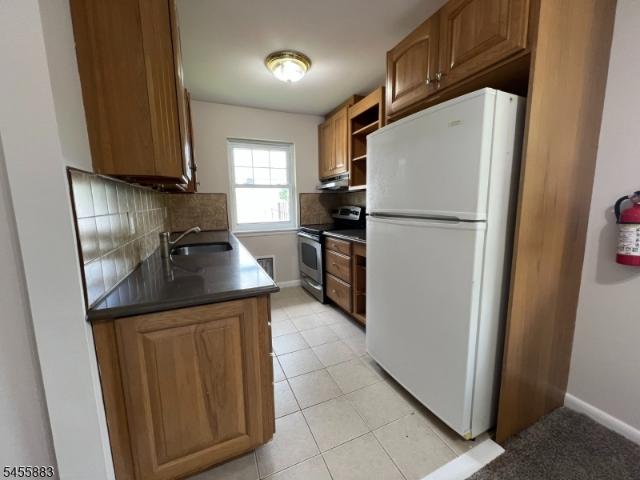 Condo for sale in Belleville, New Jersey
