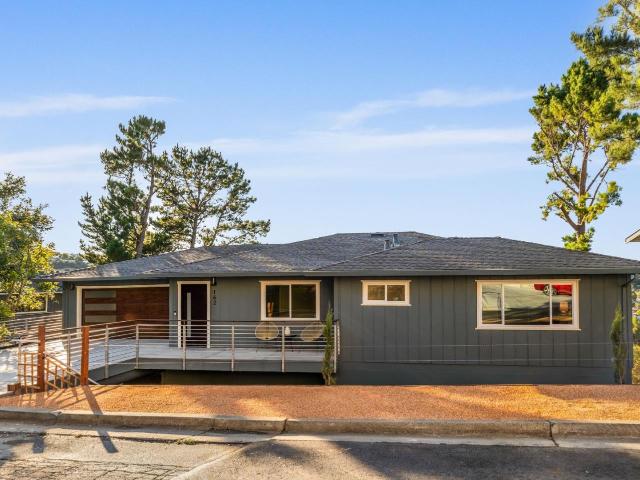 House for sale in San Carlos
