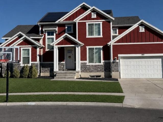 House for sale in Saratoga Springs, Utah