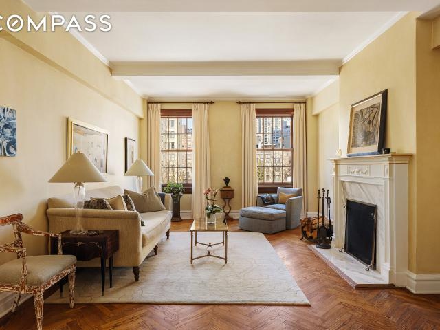 Property for sale in Manhattan Community Board 8, New York
