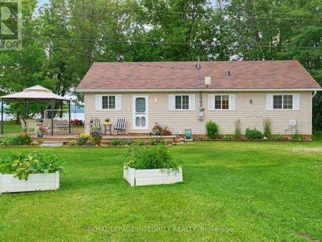 House for sale in Ontario