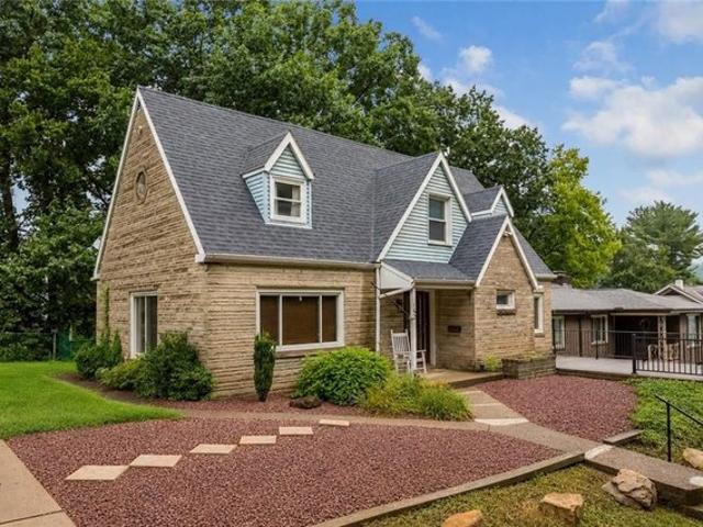 House for sale in Charleroi, Pennsylvania