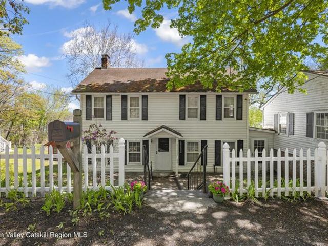 House for sale in Coxsackie, New York