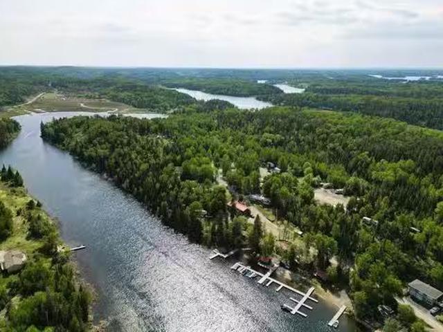 House for sale in Kenora, Ontario