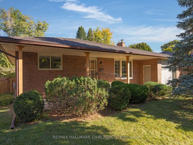 House for sale in Barrie, Ontario
