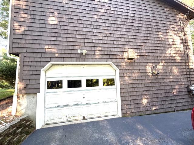 House for sale in West Greenwich, Kent County