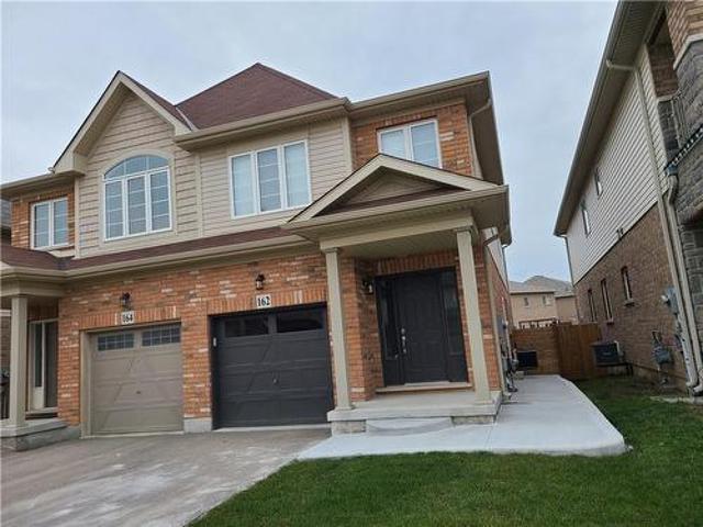Condo for rent in Stoney Creek