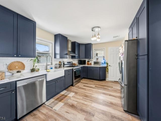 House for sale in Avenel, New Jersey