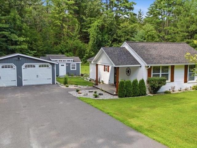 House for sale in Saratoga, New York