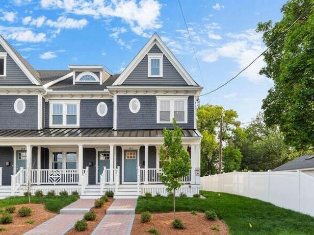 Townhouse for sale in Winchester