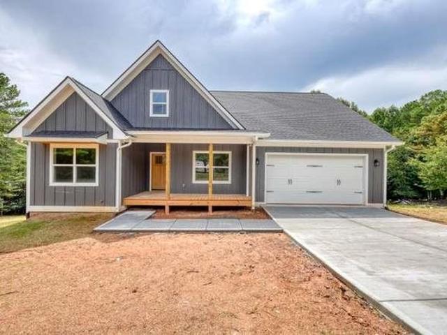 House for sale in Blairsville, Georgia