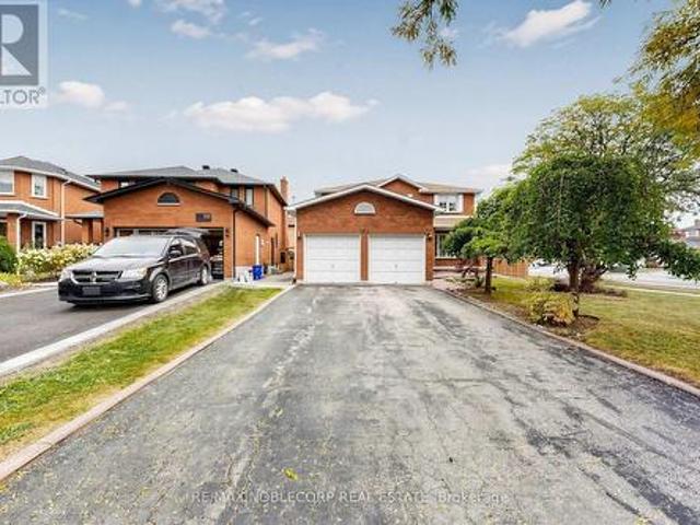 House for sale in Vaughan, Golden Horseshoe