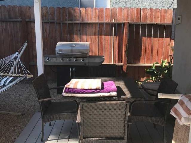 Apartment for rent in Lawndale, California
