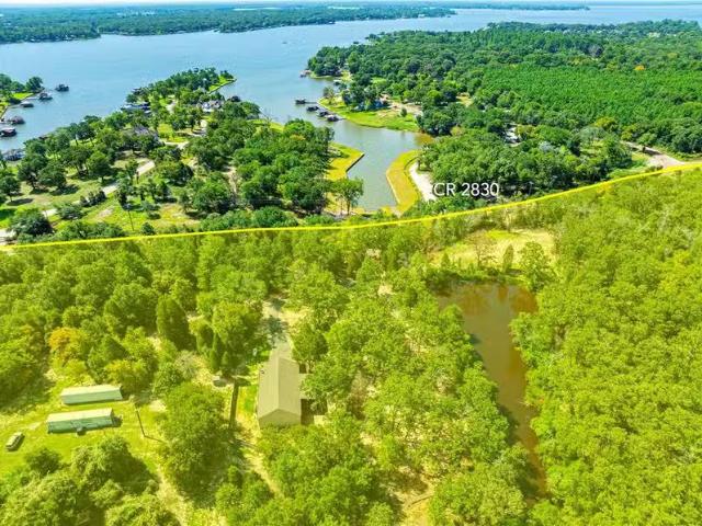House for sale in Mabank