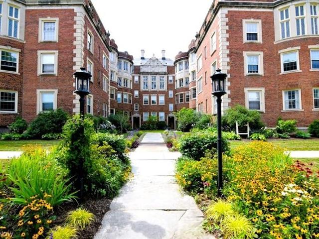 Condo for sale in Shaker Heights, Cuyahoga County