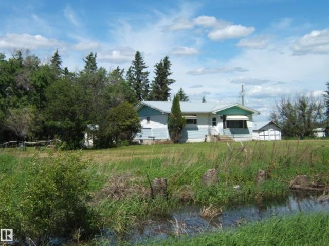 House for sale in Alberta
