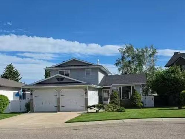 House for sale in Medicine Hat, Alberta