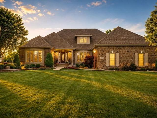 House for sale in Crown Point, Indiana