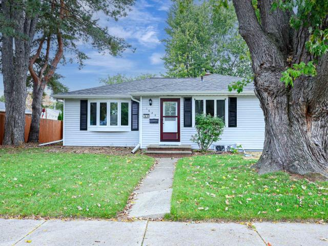 House for sale in Huntley Houses, Appleton