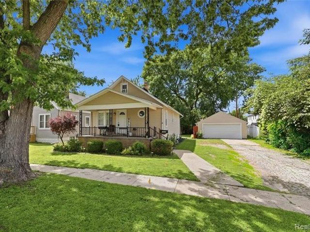 House for sale in Fort Gratiot, Michigan