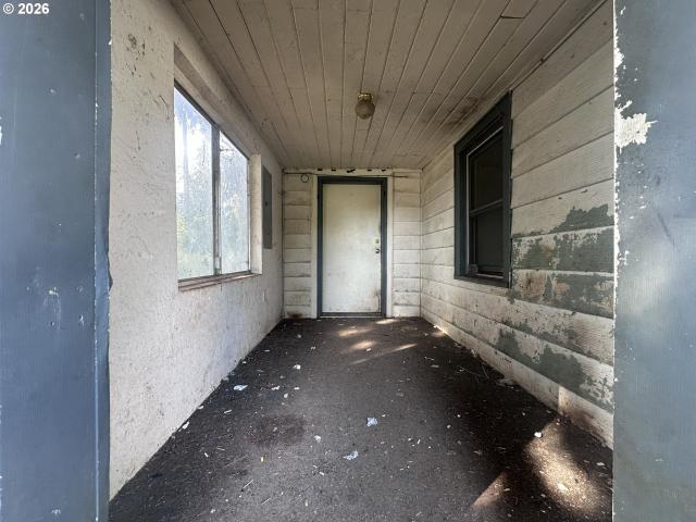 House for sale in Cottage Grove, Lane County