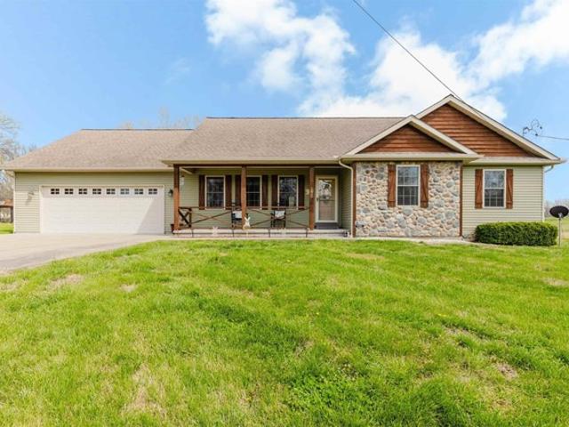 House for sale in Carterville, Illinois