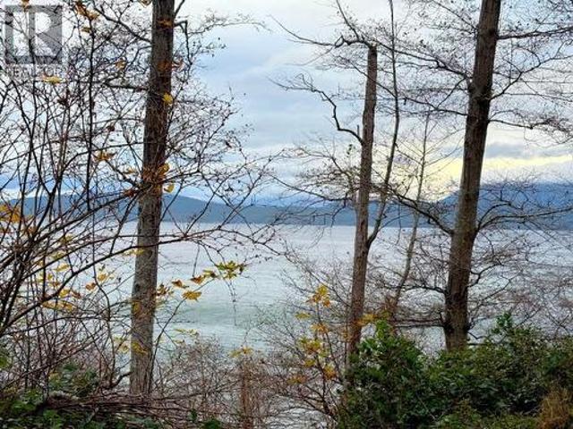 Land for sale in Comox, British Columbia