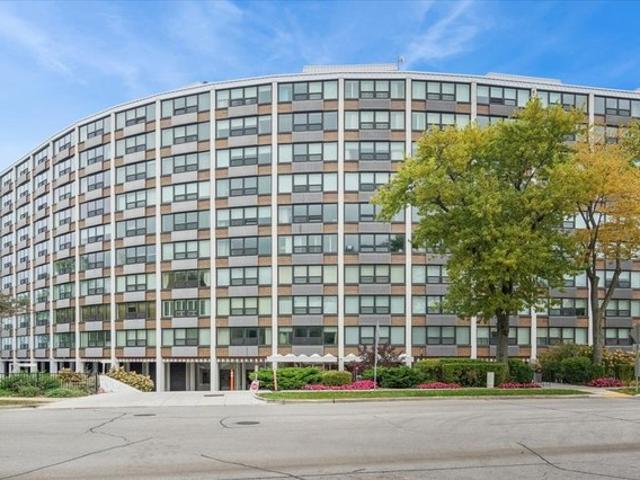 House for sale in Wilmette, Cook County