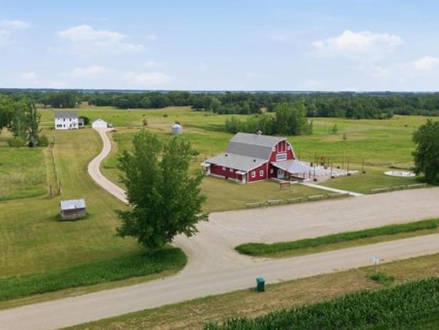 House for sale in Kindred, North Dakota