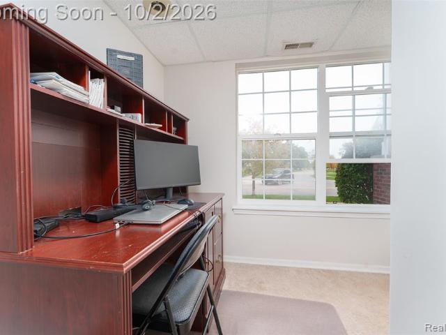 Condo for sale in Town Commons, Howell