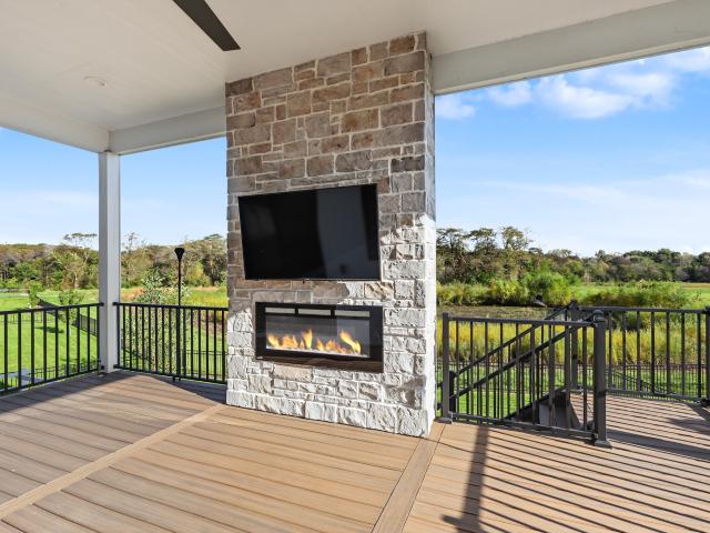 House for sale in Waterford Landing, Urbandale