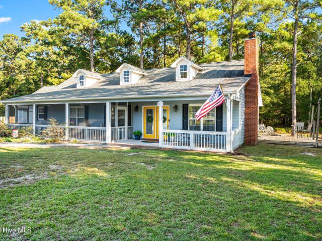 House for sale in Sneads Ferry, North Carolina