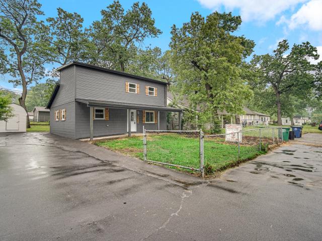 House for sale in Lake Station