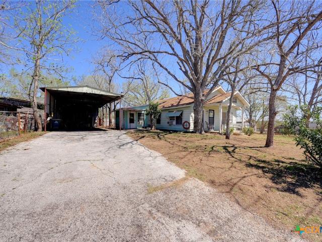 House for sale in Luling, Texas