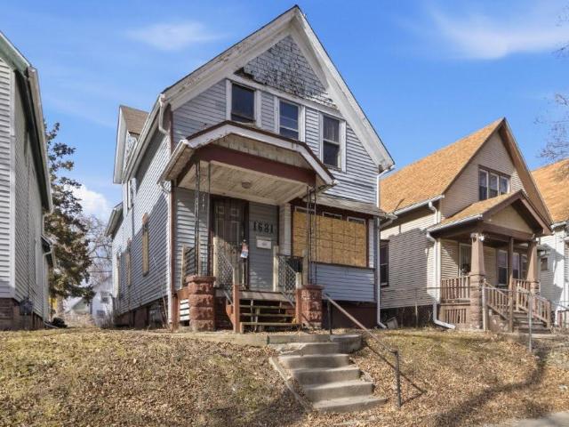 House for sale in Milwaukee, Wisconsin