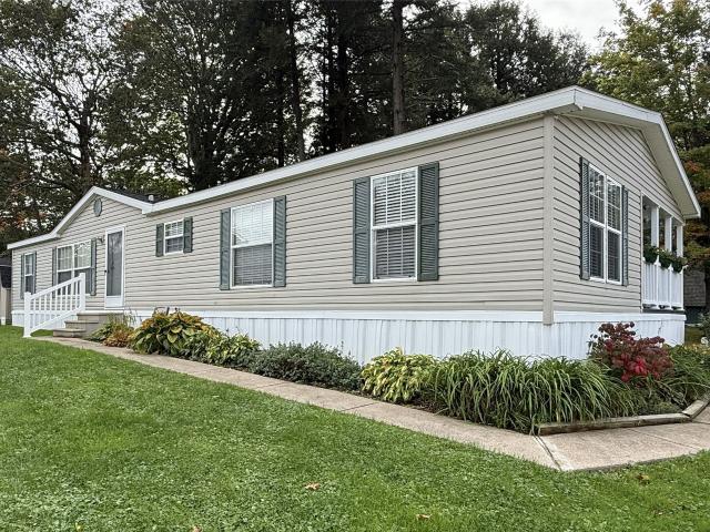 House for sale in Summit Heights, Summit Township