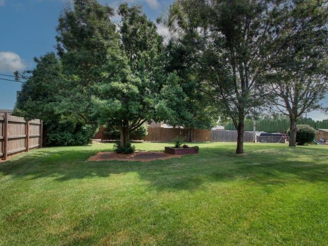 House for sale in Quincy, Adams County
