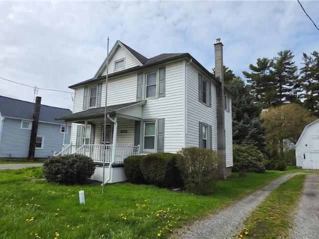 House for sale in Niagara, New York