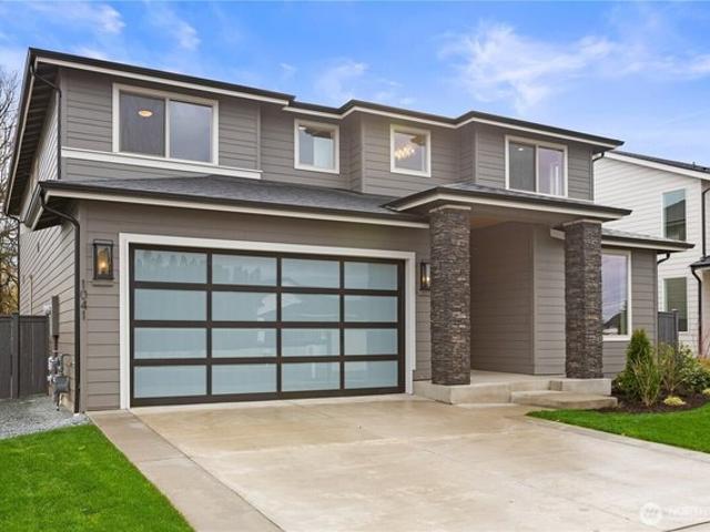 House for sale in Enumclaw, Washington